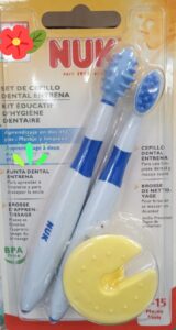 Nuk Set de Cepillo Dental Entrena 6-15 meses